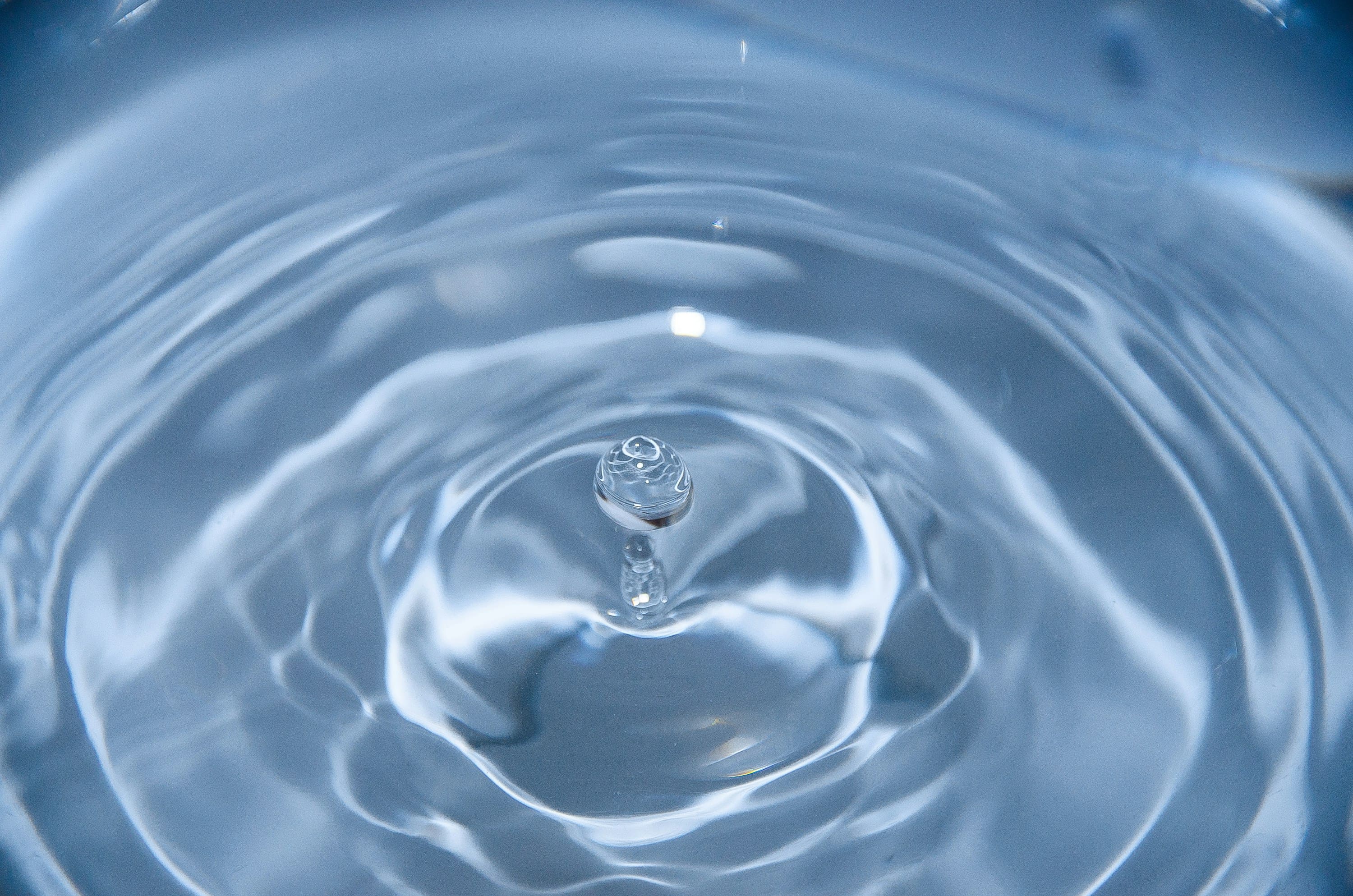 Eau pure et cristalline